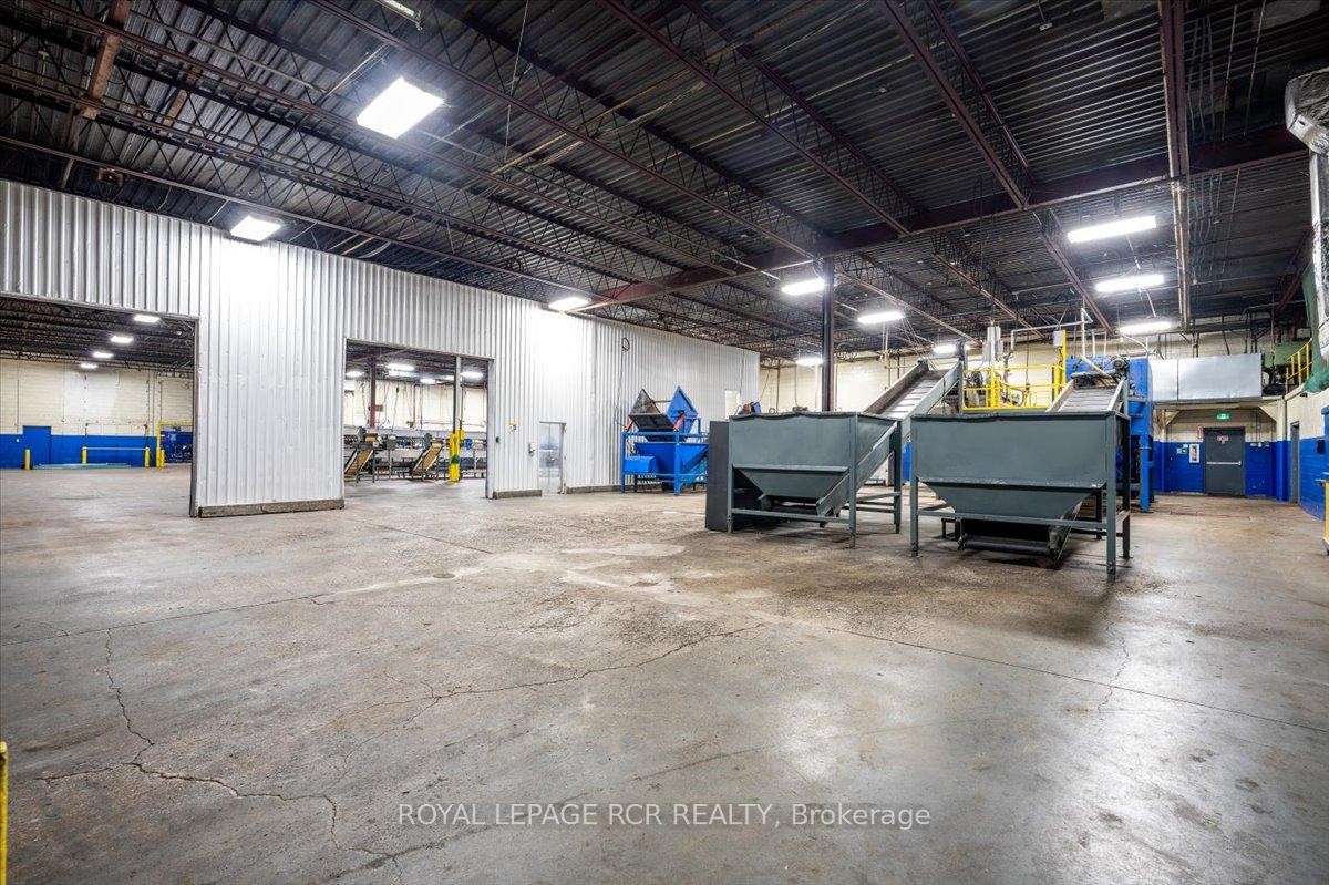 









355


Dissette

Street,
Bradford West Gwillimbury,




ON
L3Z 3G9

