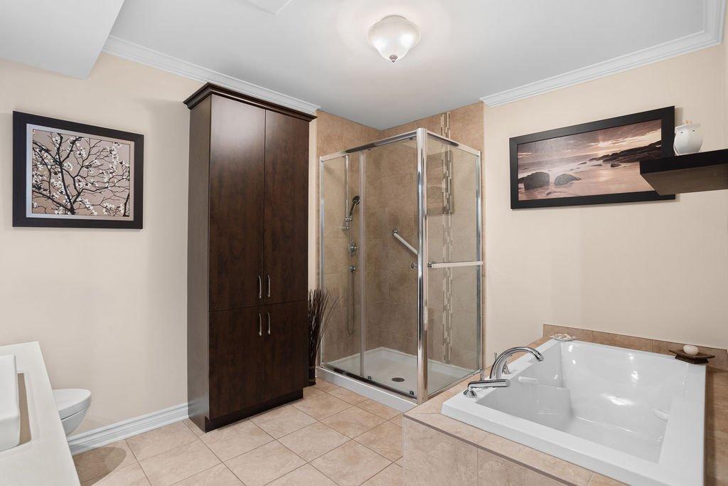 









89


Rue Bruno-Dion

, 104,
Blainville,




QC
J7C0L1

