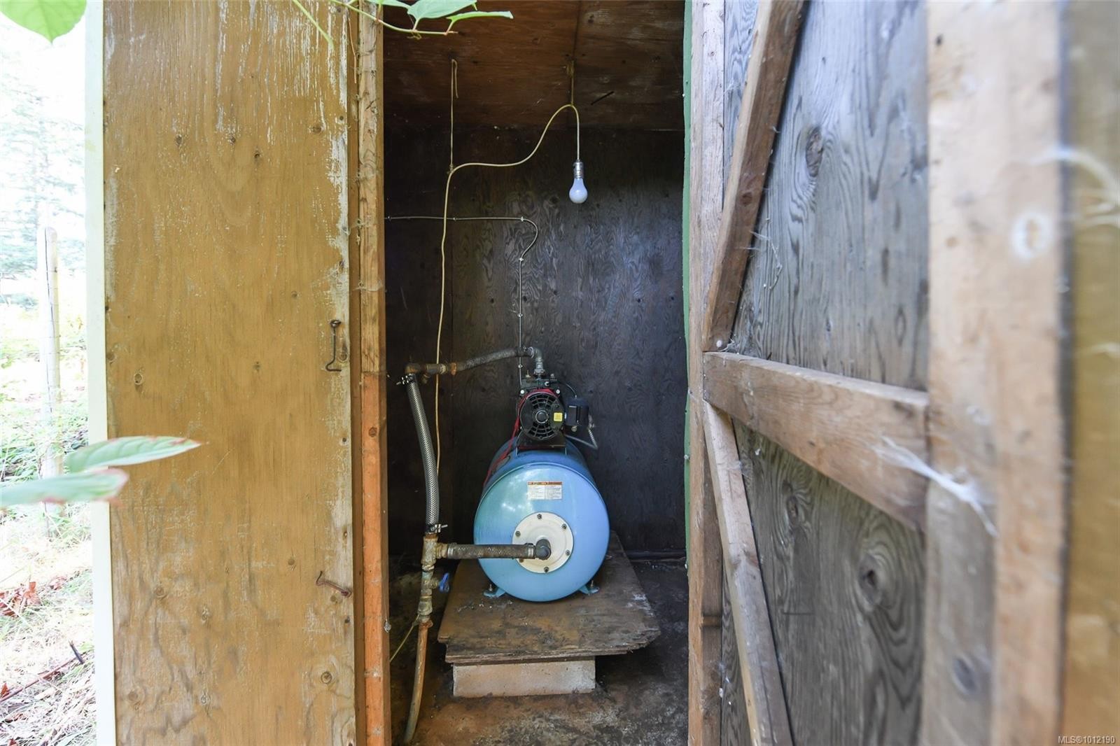 









5835


Island

Hwy North,
Courtenay,




BC
V9J 1T3

