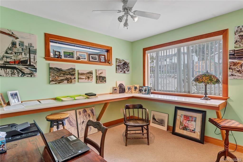 









253


Alder

St South,
Campbell River,




BC
V9W 2M9

