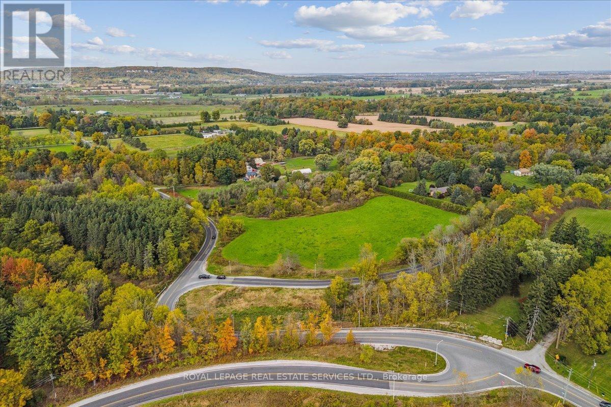 












9 WALKERS LINE

,
Burlington,







Ontario
L7M4G1

