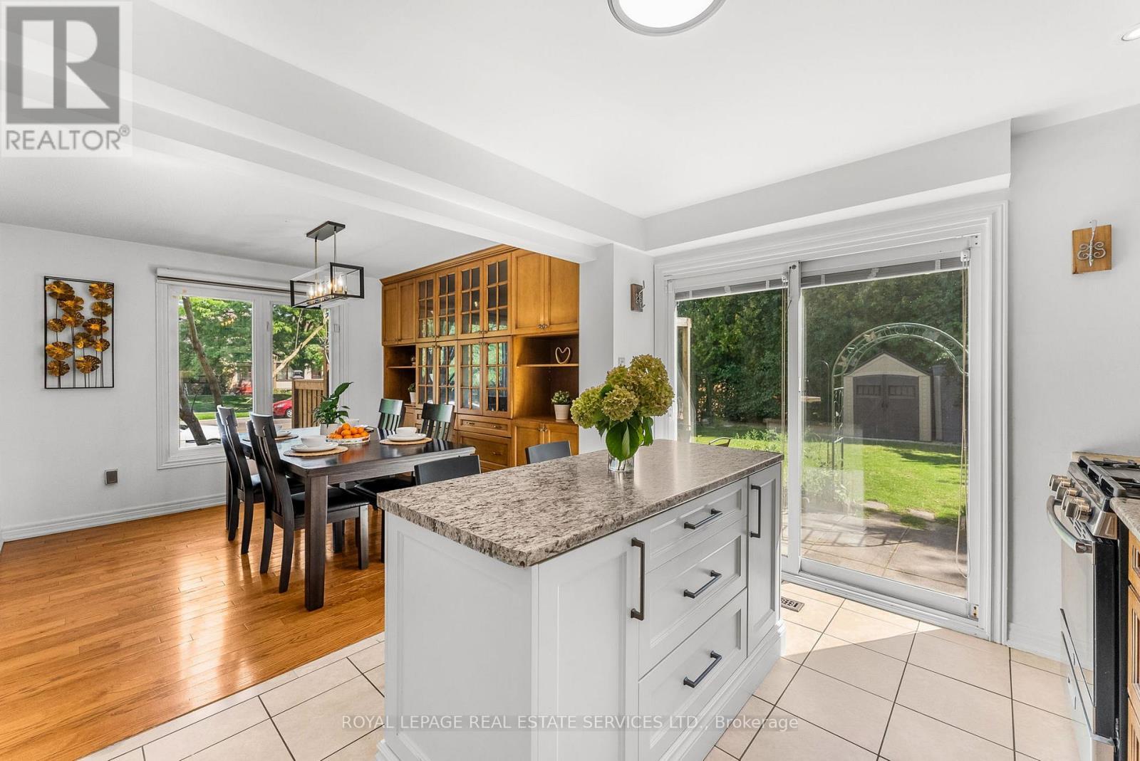 












2 MANGROVE ROAD

,
Brampton,




Ontario
L6S3Y1

