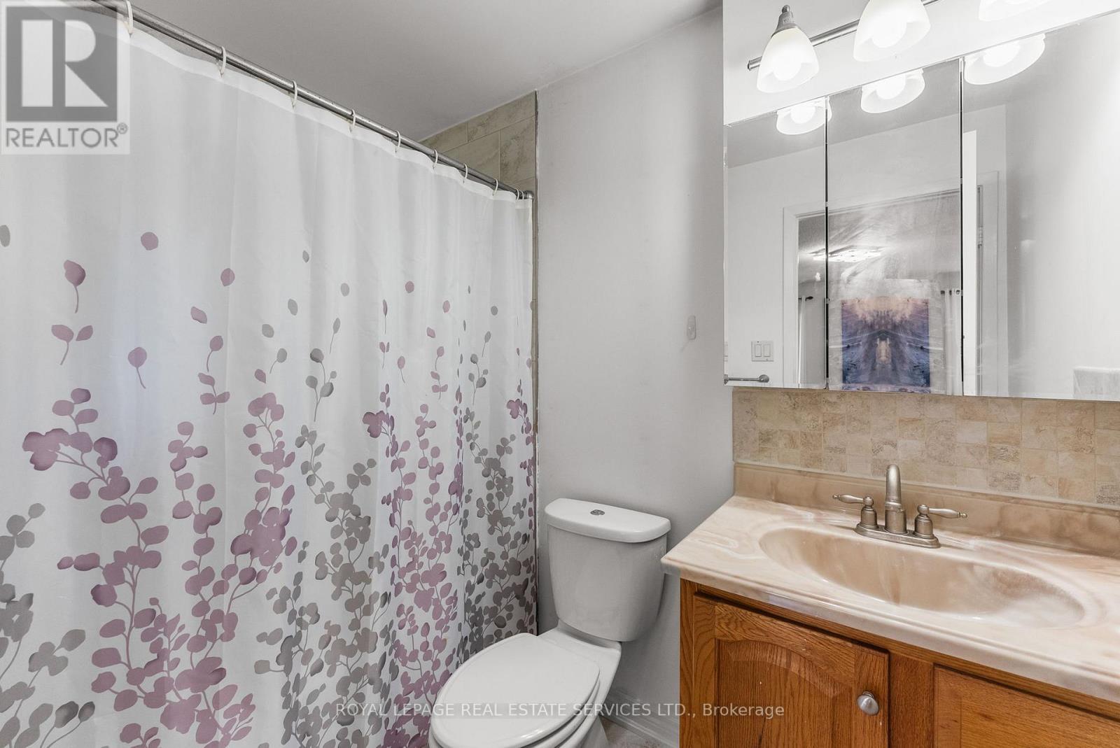 












2 MANGROVE ROAD

,
Brampton,




Ontario
L6S3Y1

