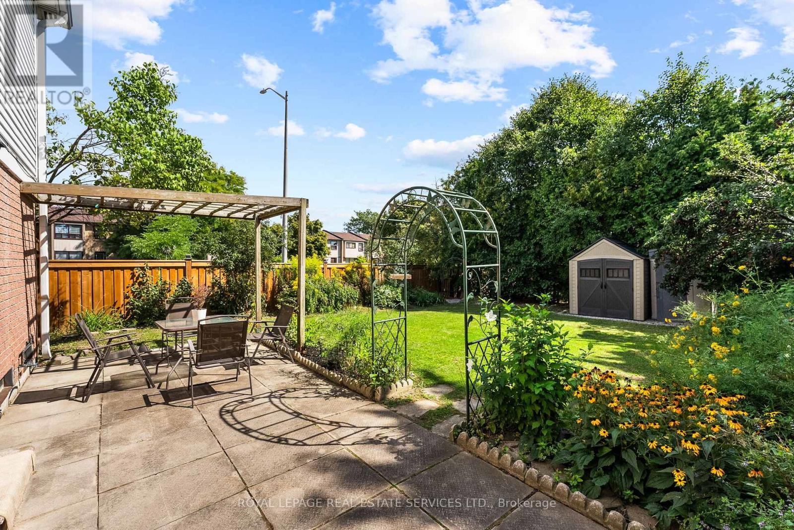 












2 MANGROVE ROAD

,
Brampton,




Ontario
L6S3Y1

