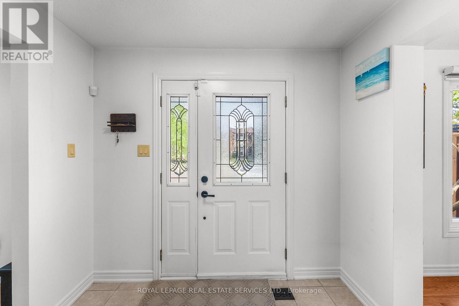 












2 MANGROVE ROAD

,
Brampton,




Ontario
L6S3Y1

