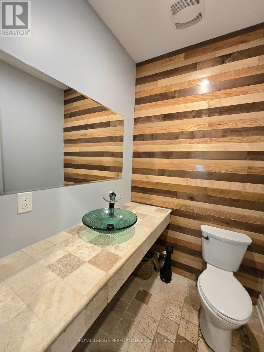 












78 EILEEN STREET

,
Laurentian Valley,




Ontario
K8A6W2

