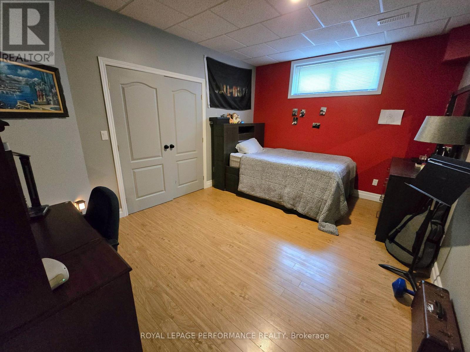 












78 EILEEN STREET

,
Laurentian Valley,




Ontario
K8A6W2

