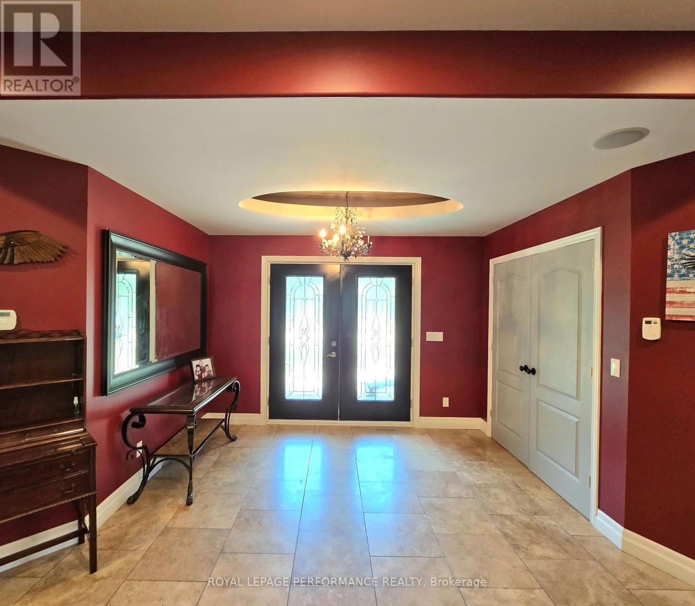 












78 EILEEN STREET

,
Laurentian Valley,




Ontario
K8A6W2

