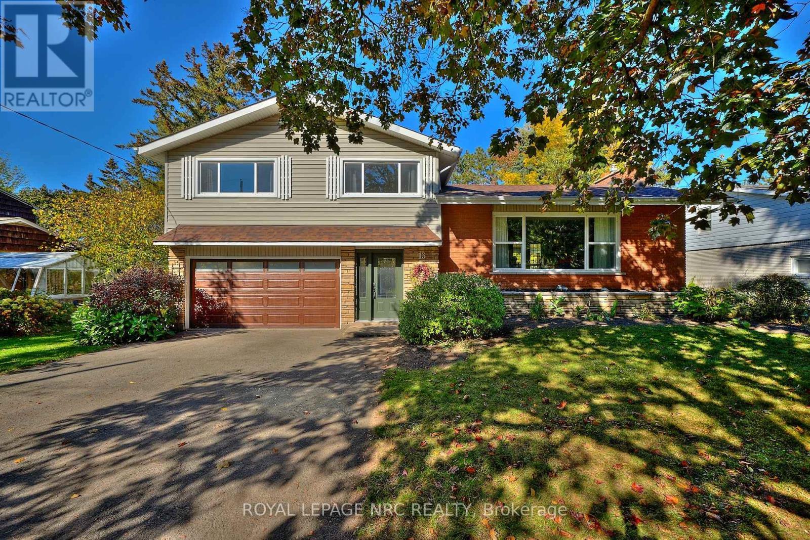 












13 DAMUDE DRIVE

,
Pelham (Fonthill),




Ontario
L0S1E0

