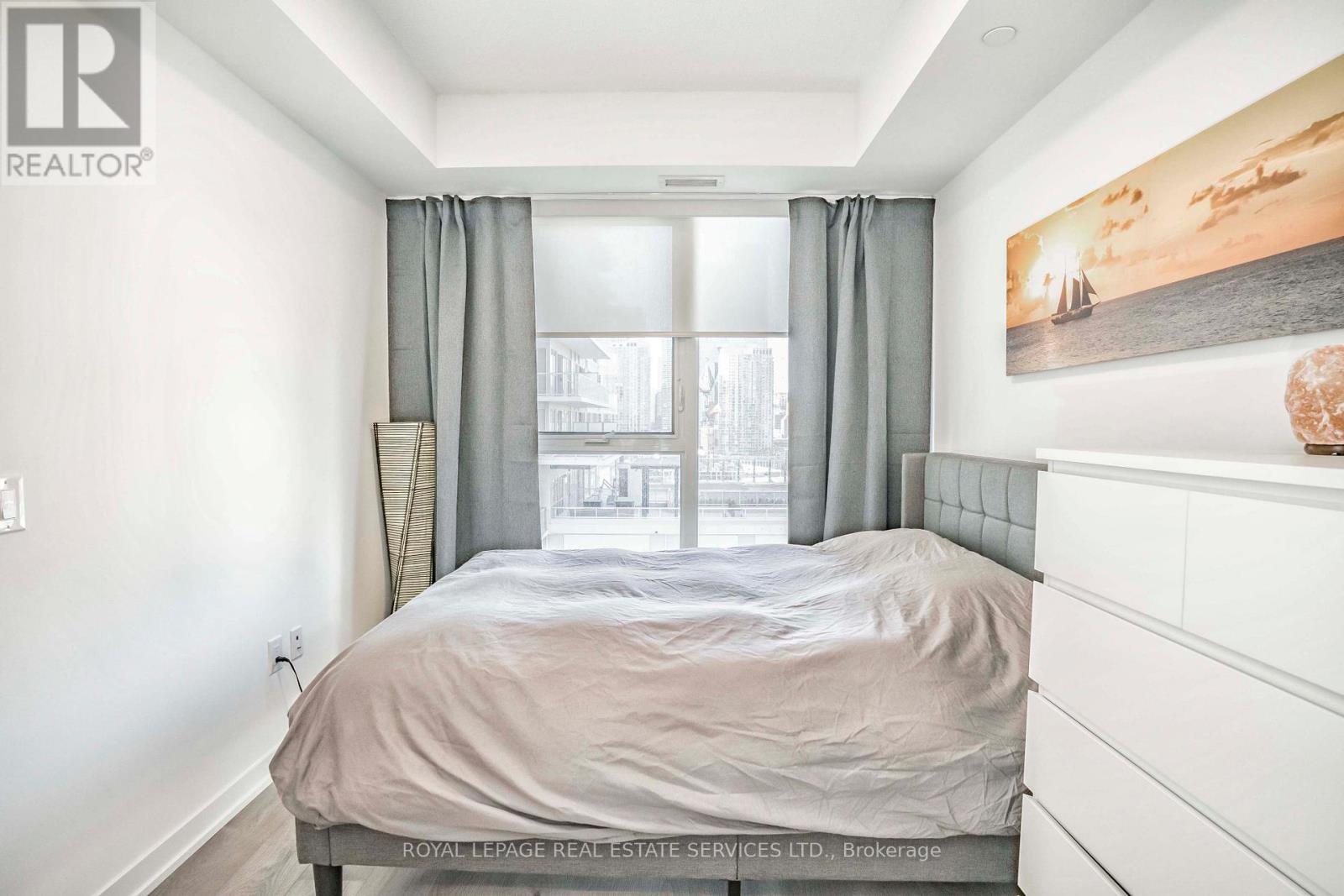 












1207 - 20 RICHARDSON STREET

,
Toronto,




Ontario
M5A4J9

