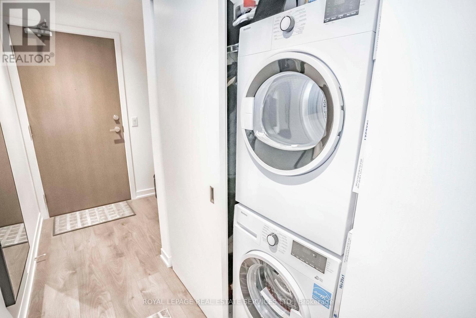 












1207 - 20 RICHARDSON STREET

,
Toronto,




Ontario
M5A4J9

