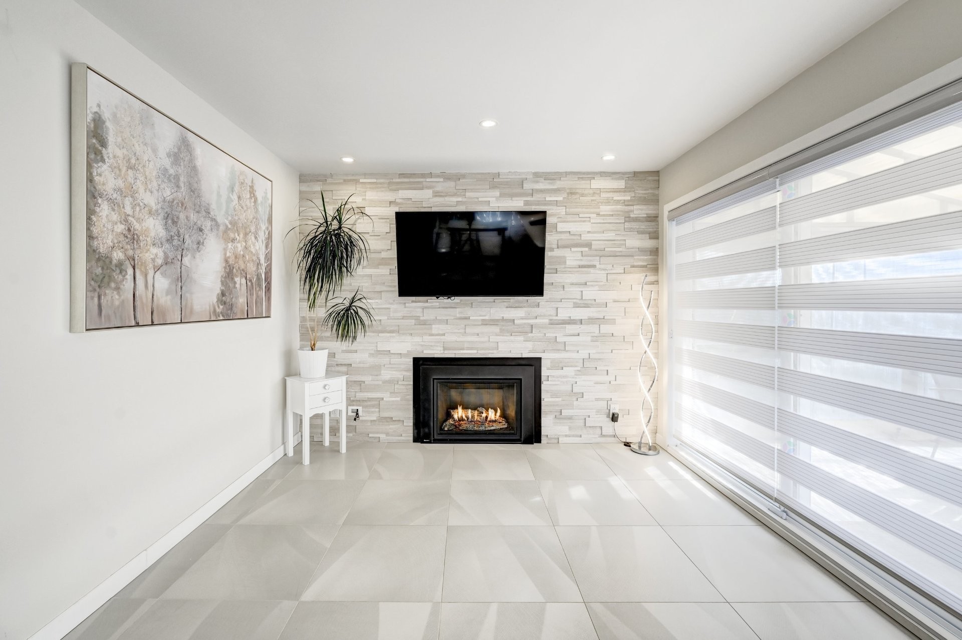 









46


Rue de la Mairie

,
Saint-Constant,




QC
J5A1W7

