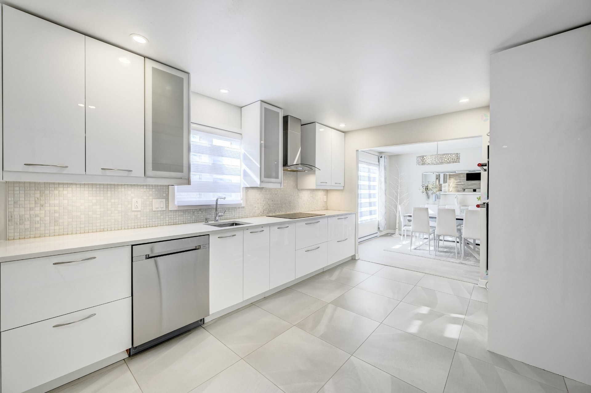 









46


Rue de la Mairie

,
Saint-Constant,




QC
J5A1W7

