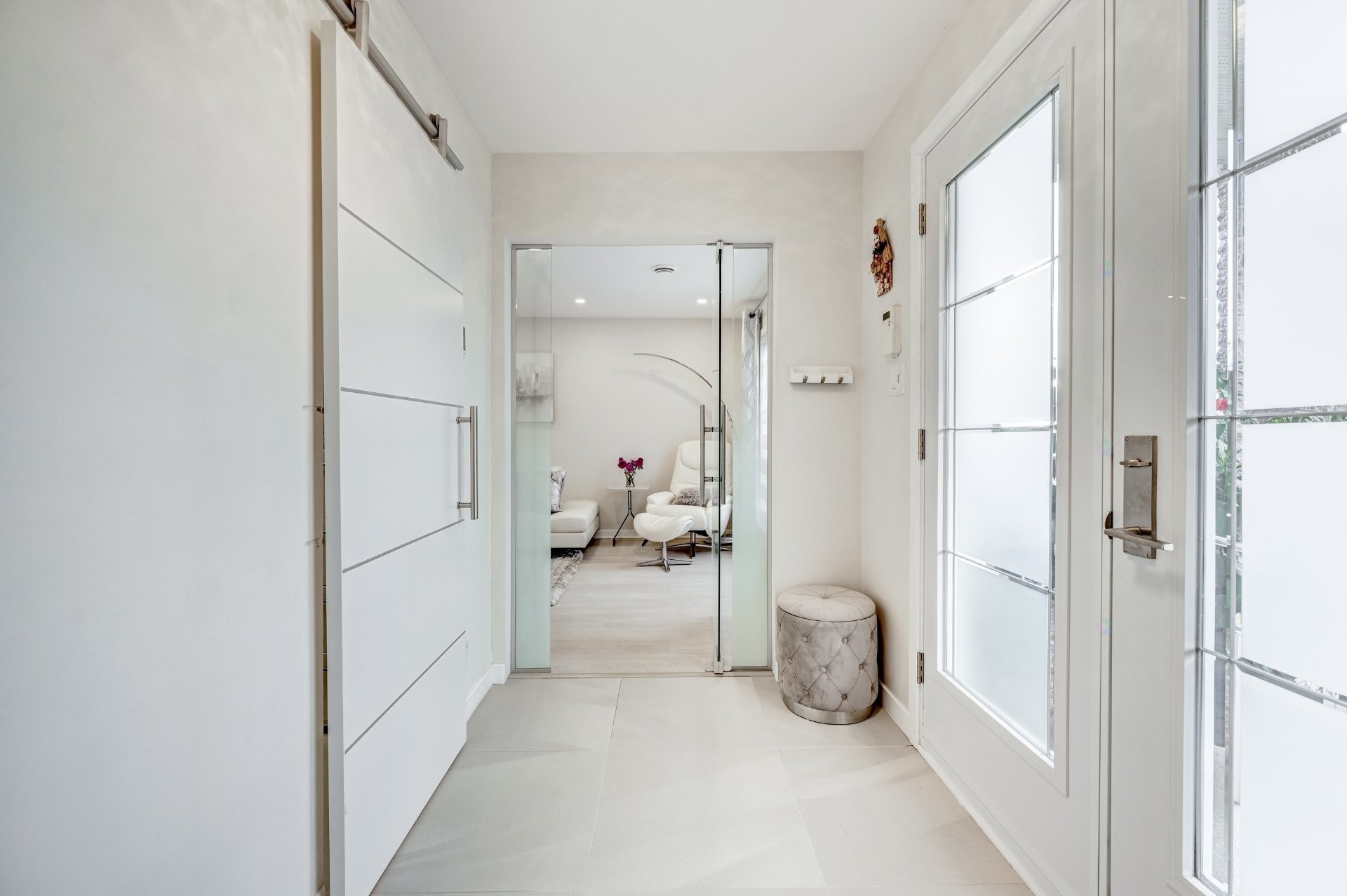 









46


Rue de la Mairie

,
Saint-Constant,




QC
J5A1W7

