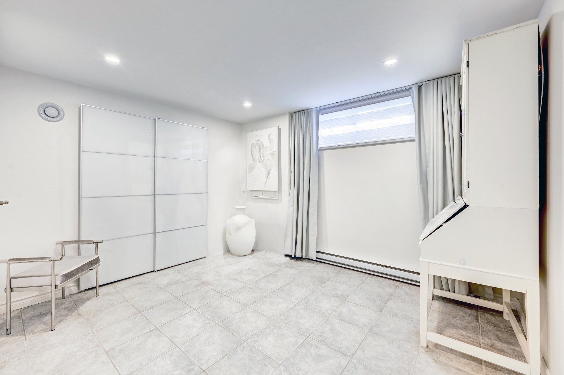 









46


Rue de la Mairie

,
Saint-Constant,




QC
J5A1W7

