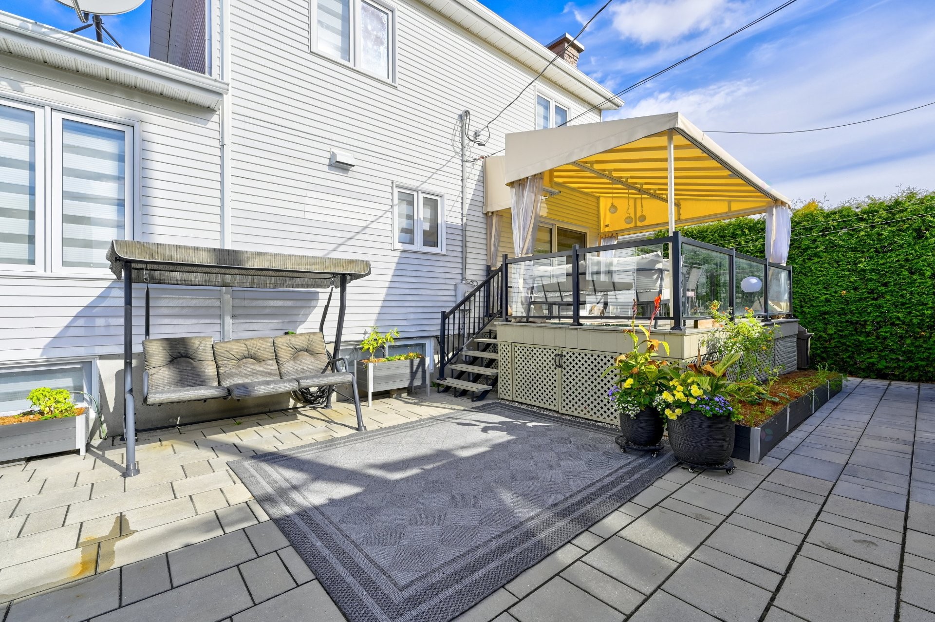 









46


Rue de la Mairie

,
Saint-Constant,




QC
J5A1W7

