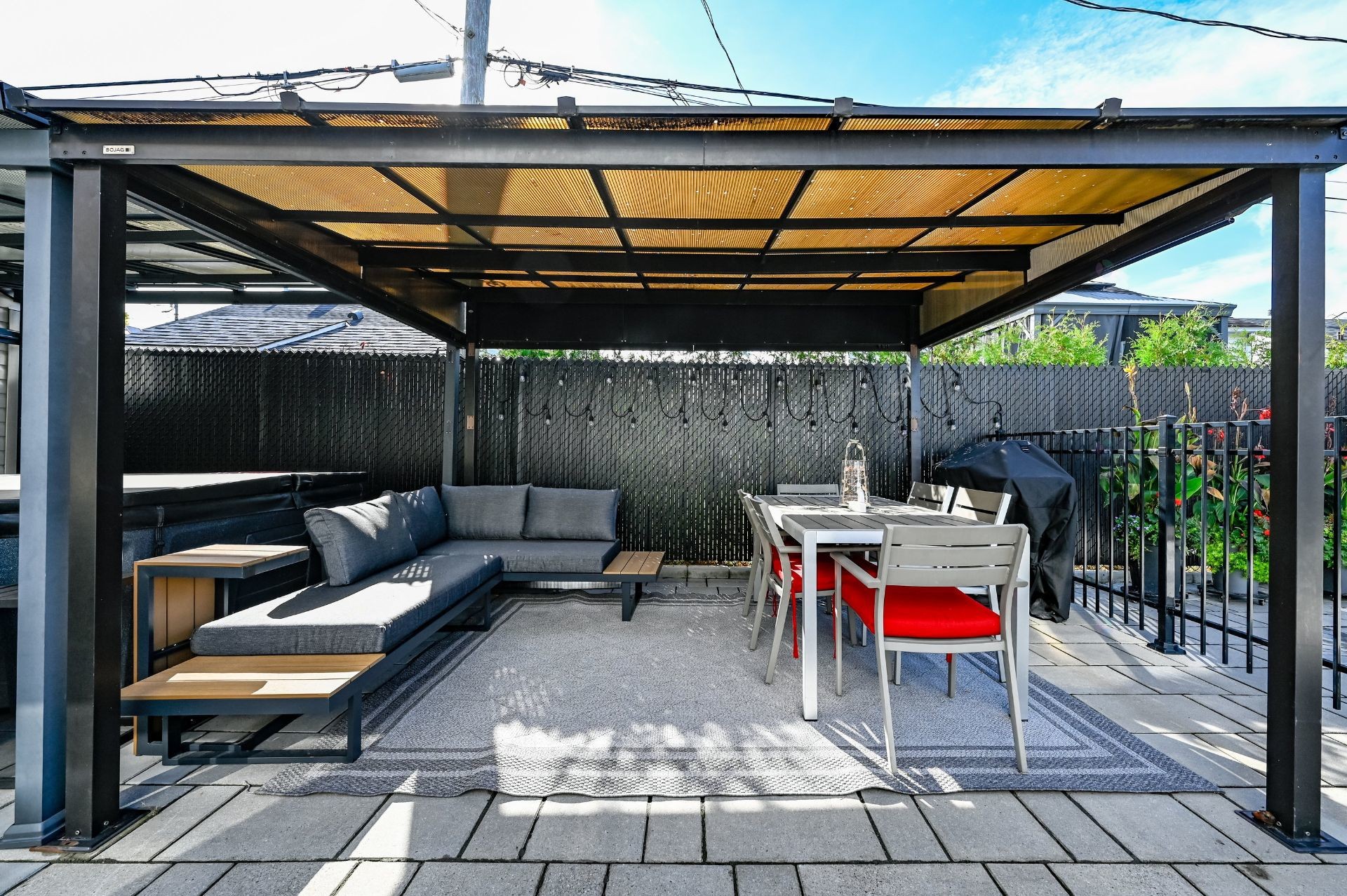 









46


Rue de la Mairie

,
Saint-Constant,




QC
J5A1W7

