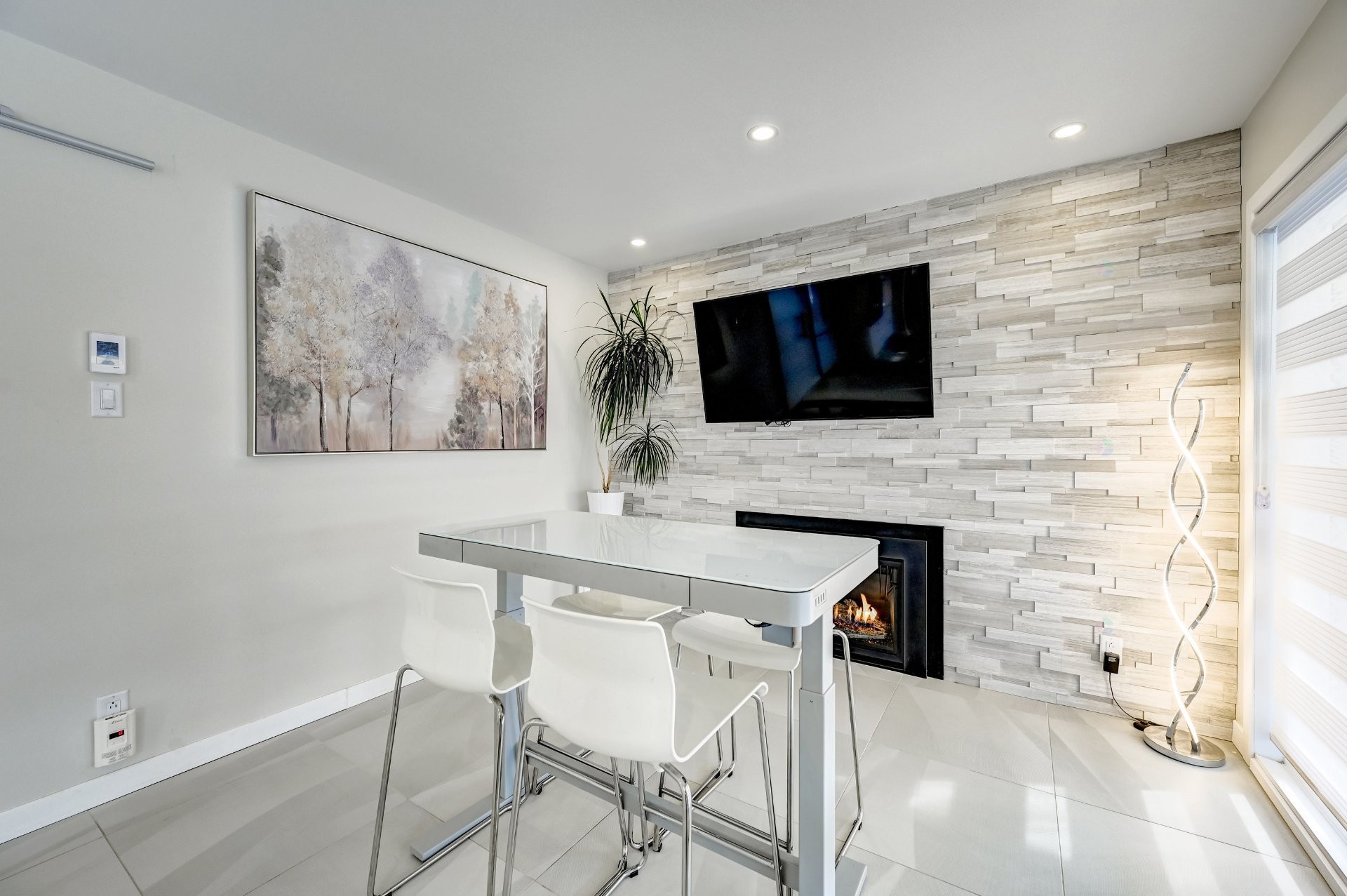 









46


Rue de la Mairie

,
Saint-Constant,




QC
J5A1W7

