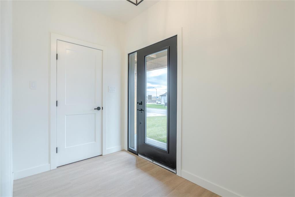 












77 Wild Plum Lane

,
Steinbach,




Manitoba
R5G1M5

