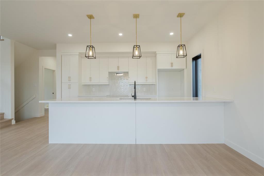 












77 Wild Plum Lane

,
Steinbach,




Manitoba
R5G1M5

