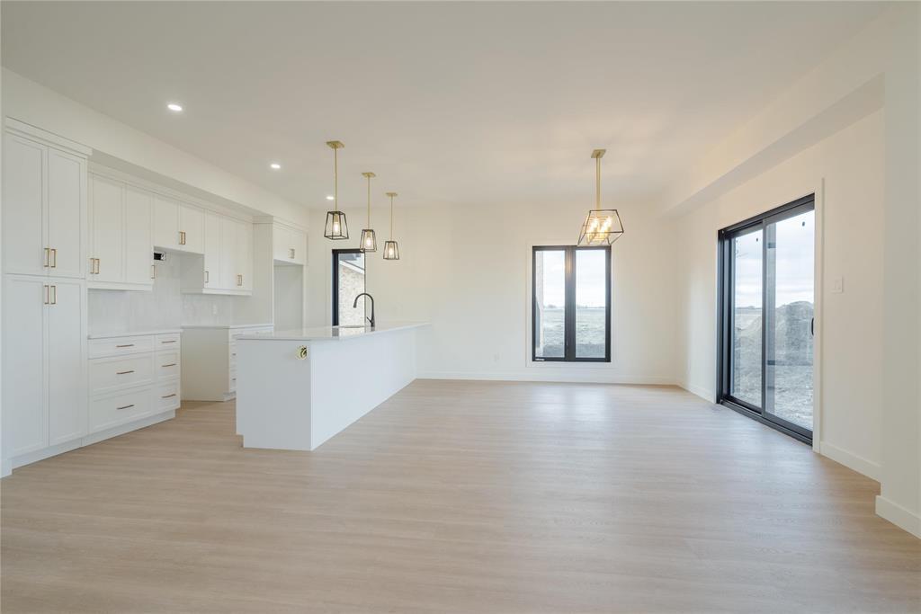 












77 Wild Plum Lane

,
Steinbach,




Manitoba
R5G1M5

