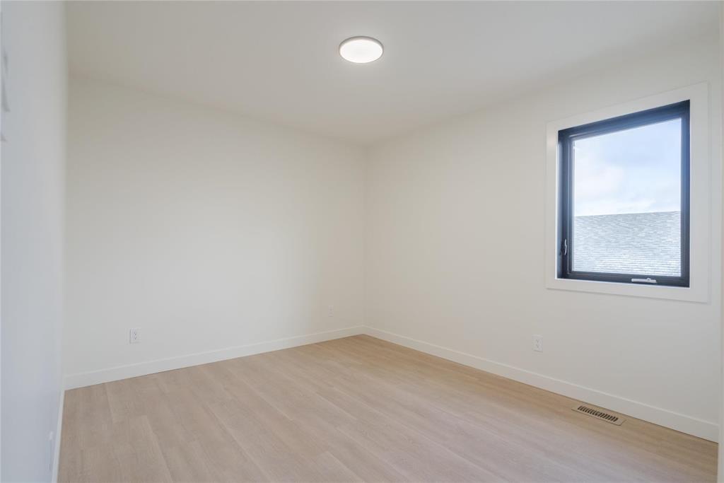 












77 Wild Plum Lane

,
Steinbach,




Manitoba
R5G1M5

