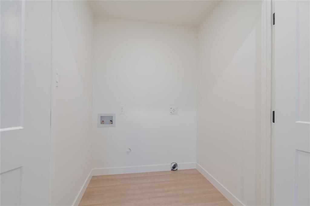 












77 Wild Plum Lane

,
Steinbach,




Manitoba
R5G1M5

