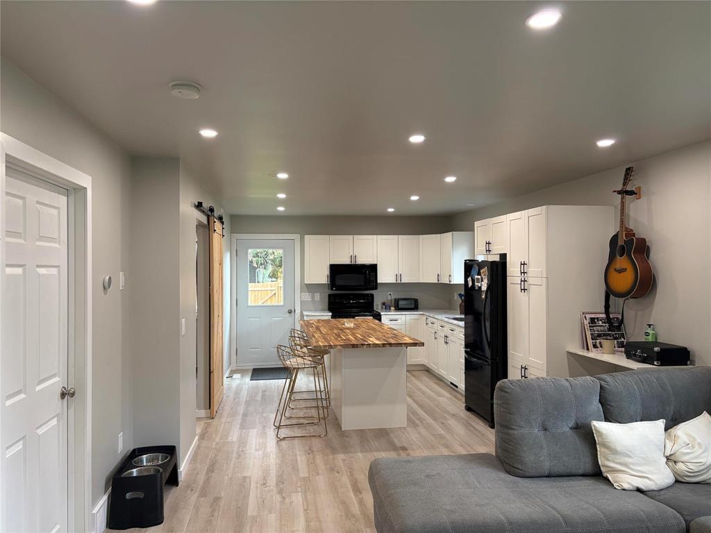 












62 7th Street

,
Hamiota,




Manitoba
R0M0T0

