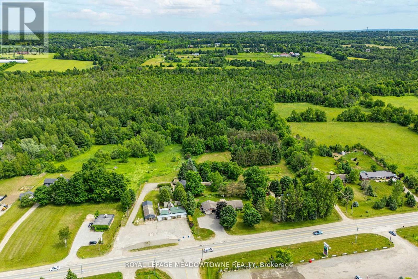 












9483 WELLINGTON RD 124 ROAD

,
Erin,




Ontario
N0B1T0

