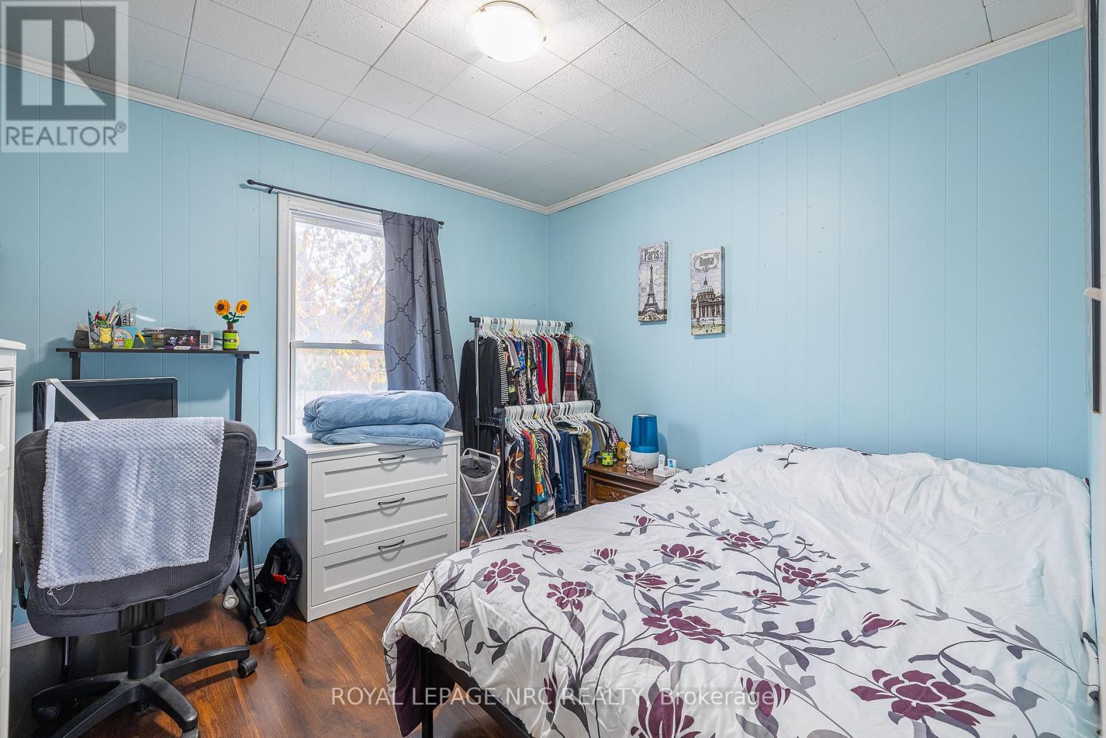 












81 PELHAM RD ROAD

,
St. Catharines (Western Hill),




Ontario
L2S1S3

