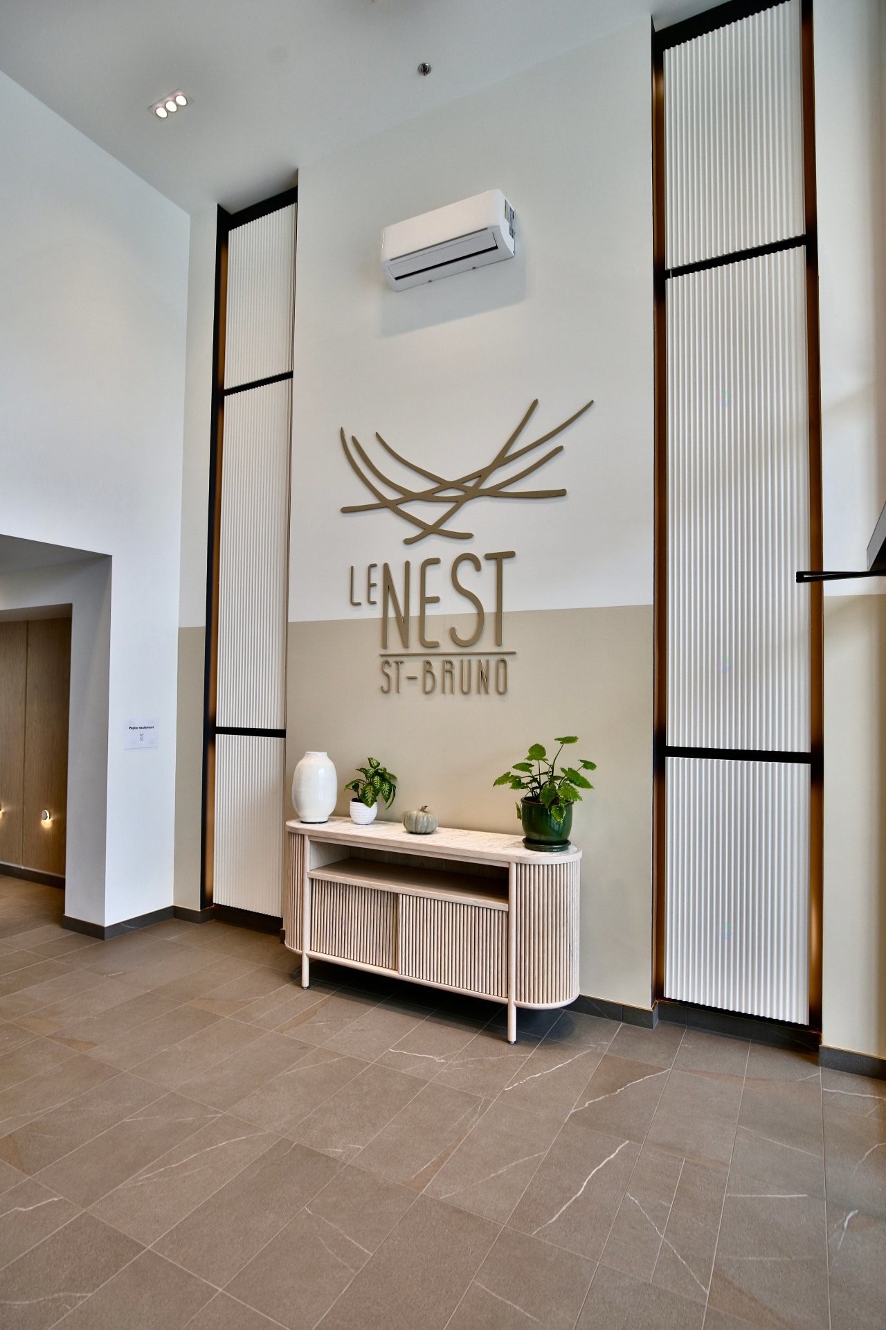 









2100


Rue Benoit

, 105,
Saint-Bruno-de-Montarville,




QC
J3V6N5

