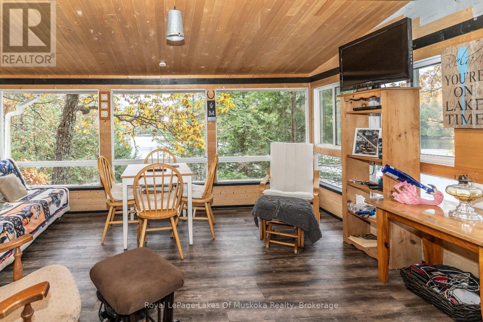 












1 - 1060 SKELETON LAKE 3 ROAD

,
Muskoka Lakes (Watt),




Ontario
P0B1M0

