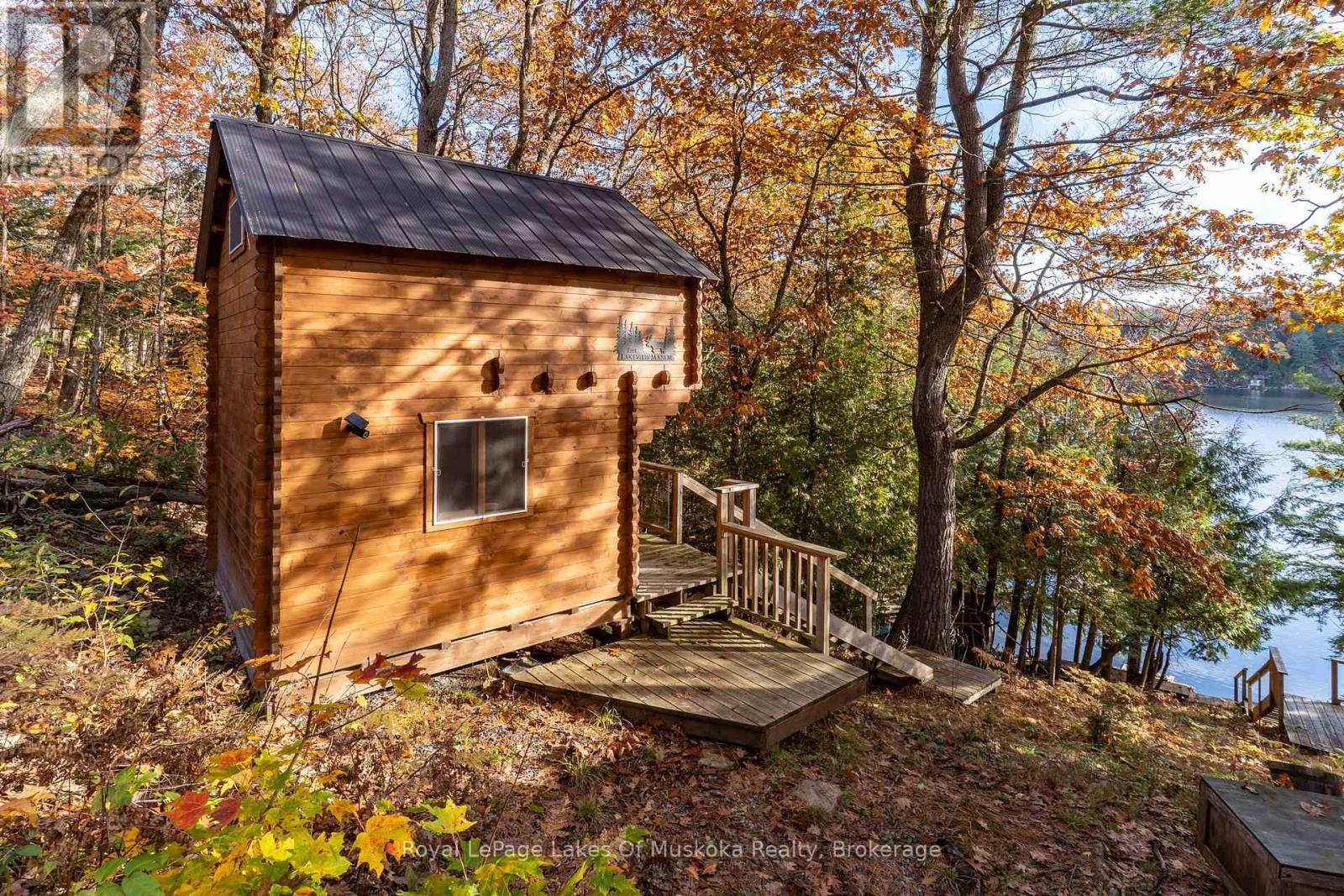 












1 - 1060 SKELETON LAKE 3 ROAD

,
Muskoka Lakes (Watt),




Ontario
P0B1M0

