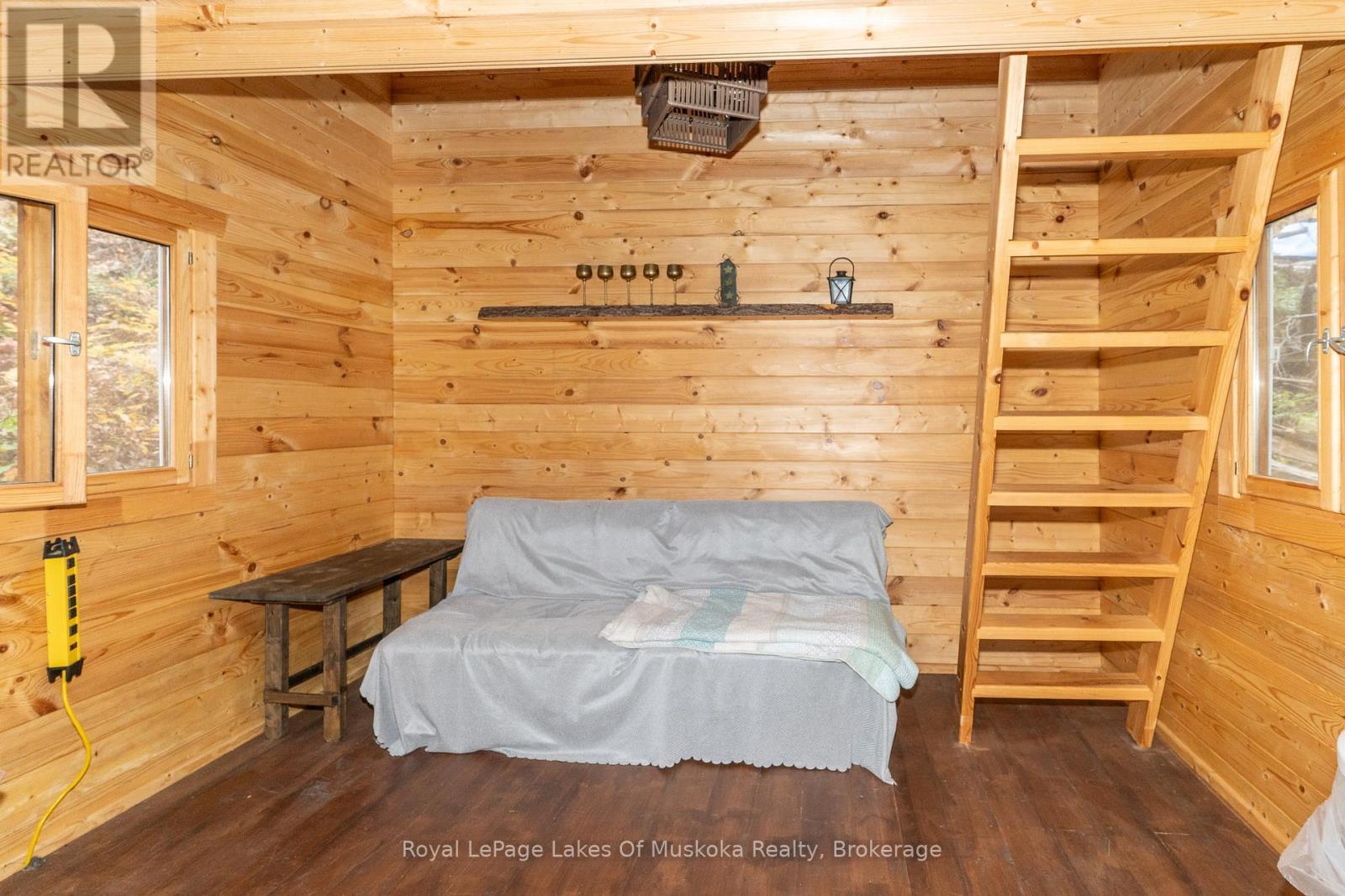 












1 - 1060 SKELETON LAKE 3 ROAD

,
Muskoka Lakes (Watt),




Ontario
P0B1M0

