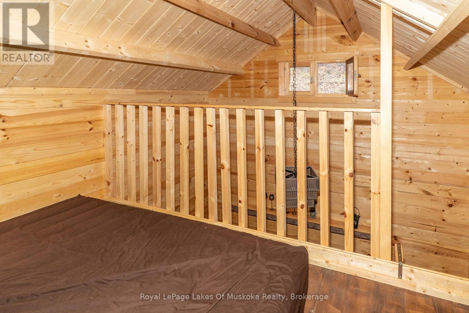 












1 - 1060 SKELETON LAKE 3 ROAD

,
Muskoka Lakes (Watt),




Ontario
P0B1M0

