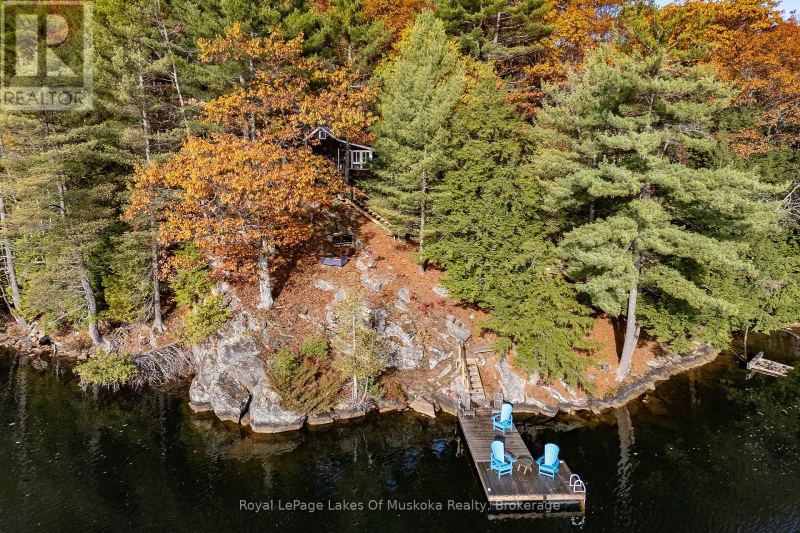 












1 - 1060 SKELETON LAKE 3 ROAD

,
Muskoka Lakes (Watt),




Ontario
P0B1M0

