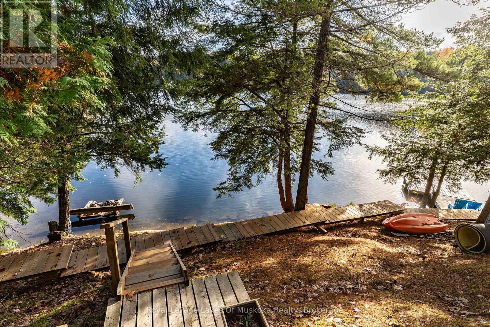 












1 - 1060 SKELETON LAKE 3 ROAD

,
Muskoka Lakes (Watt),




Ontario
P0B1M0

