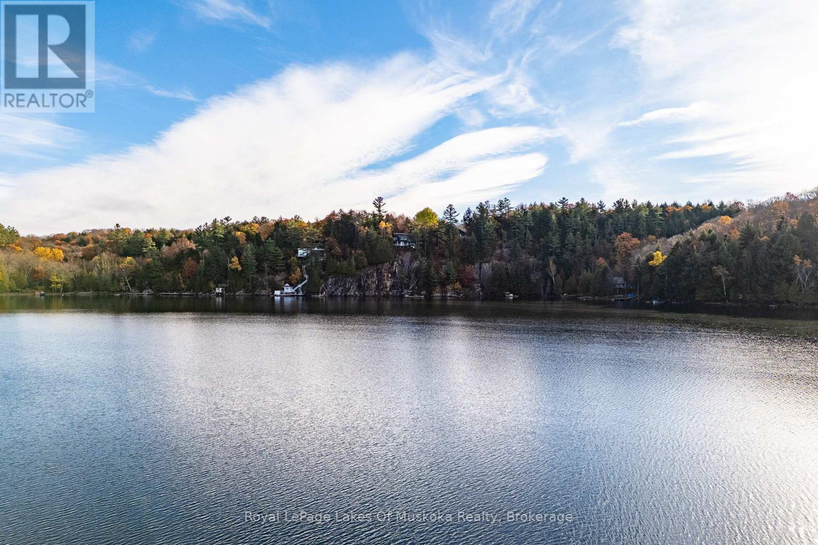 












1 - 1060 SKELETON LAKE 3 ROAD

,
Muskoka Lakes (Watt),




Ontario
P0B1M0

