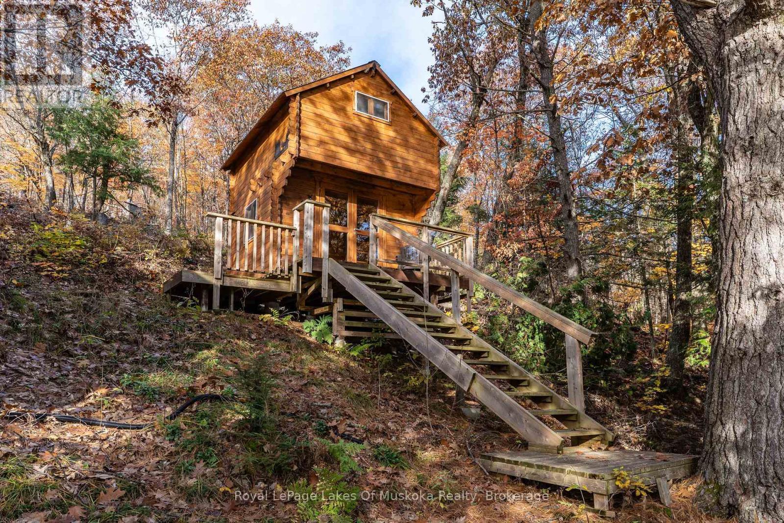 












1 - 1060 SKELETON LAKE 3 ROAD

,
Muskoka Lakes (Watt),




Ontario
P0B1M0

