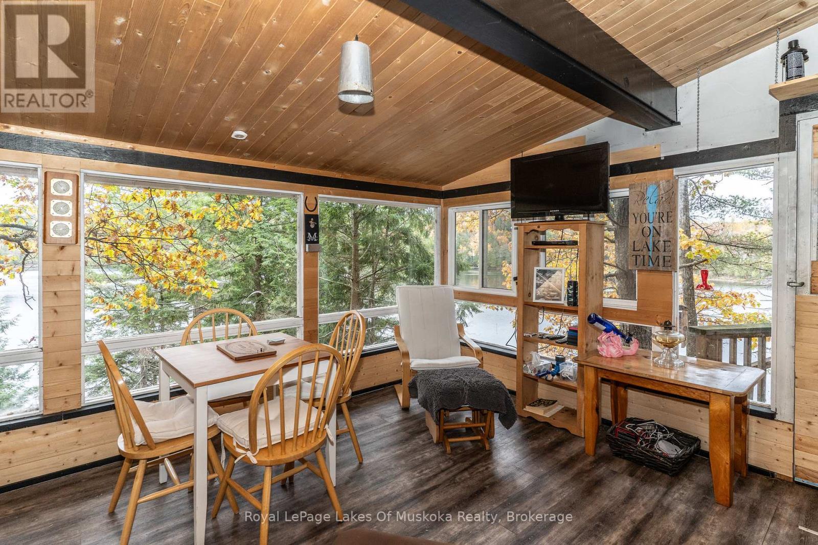 












1 - 1060 SKELETON LAKE 3 ROAD

,
Muskoka Lakes (Watt),




Ontario
P0B1M0

