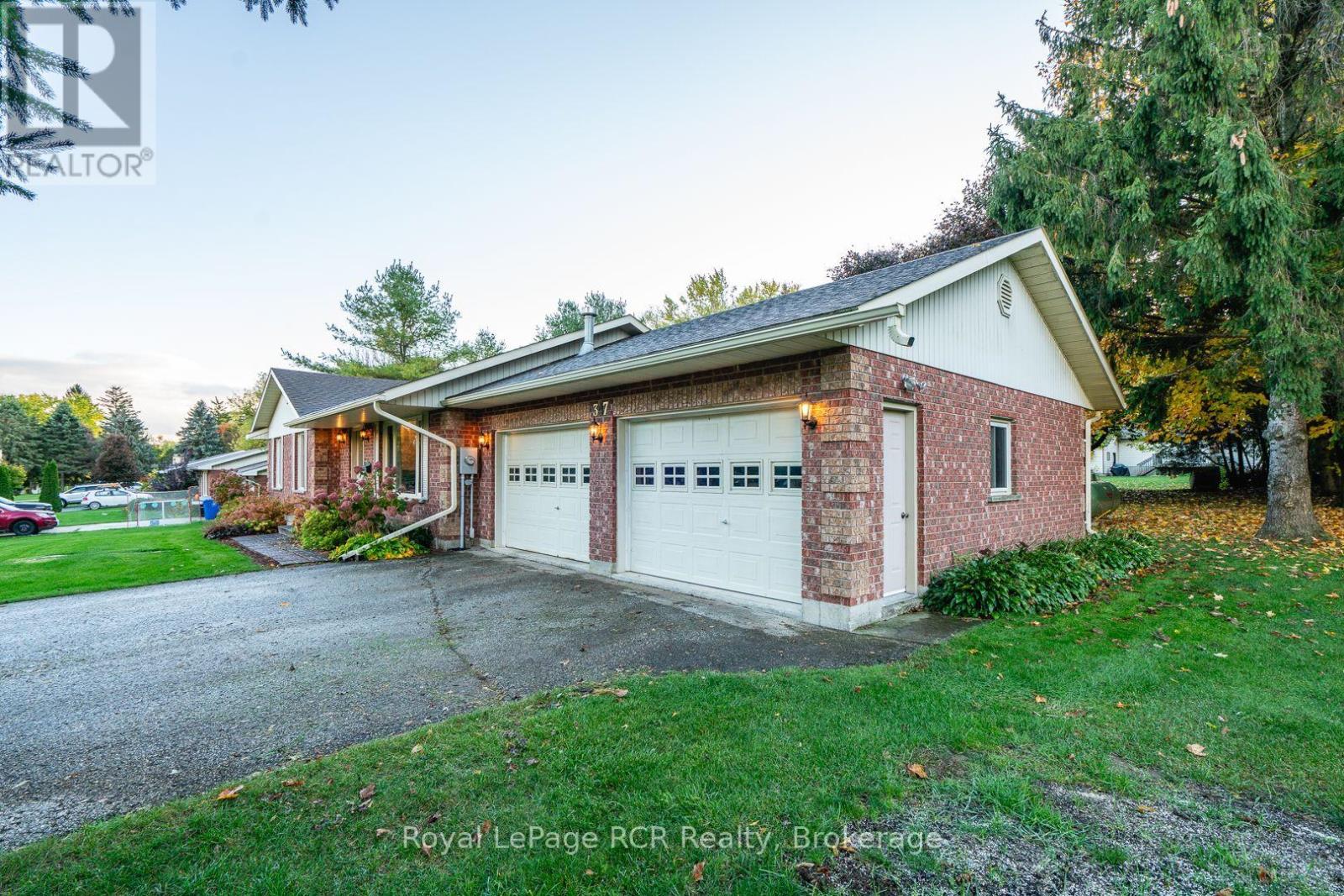 












347 AUGUSTA STREET

,
West Grey,




Ontario
N0G1C0

