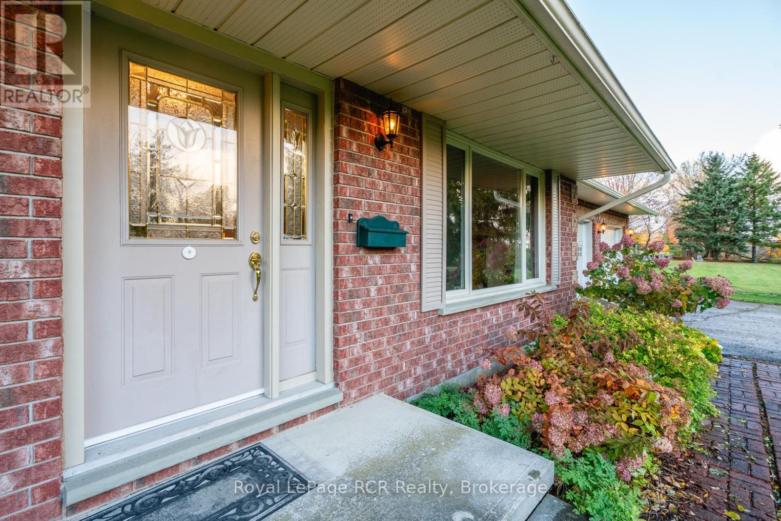 












347 AUGUSTA STREET

,
West Grey,




Ontario
N0G1C0

