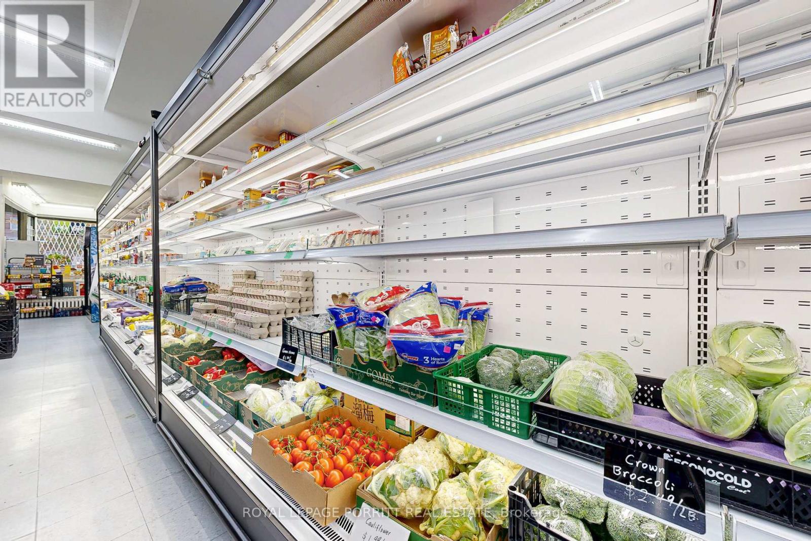 












3391 LAKE SHORE BOULEVARD W

,
Toronto,




Ontario
M8W1N2

