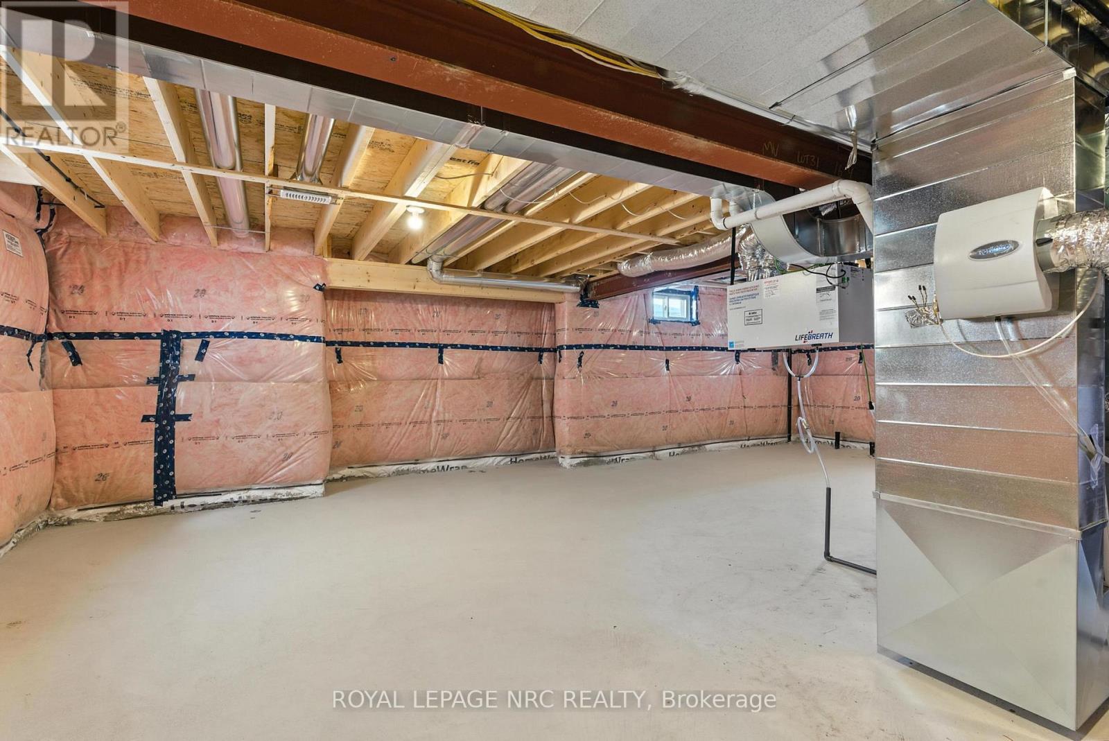 












1022 KRAFT ROAD N

,
Fort Erie (Crescent Park),




Ontario
L2A4M4

