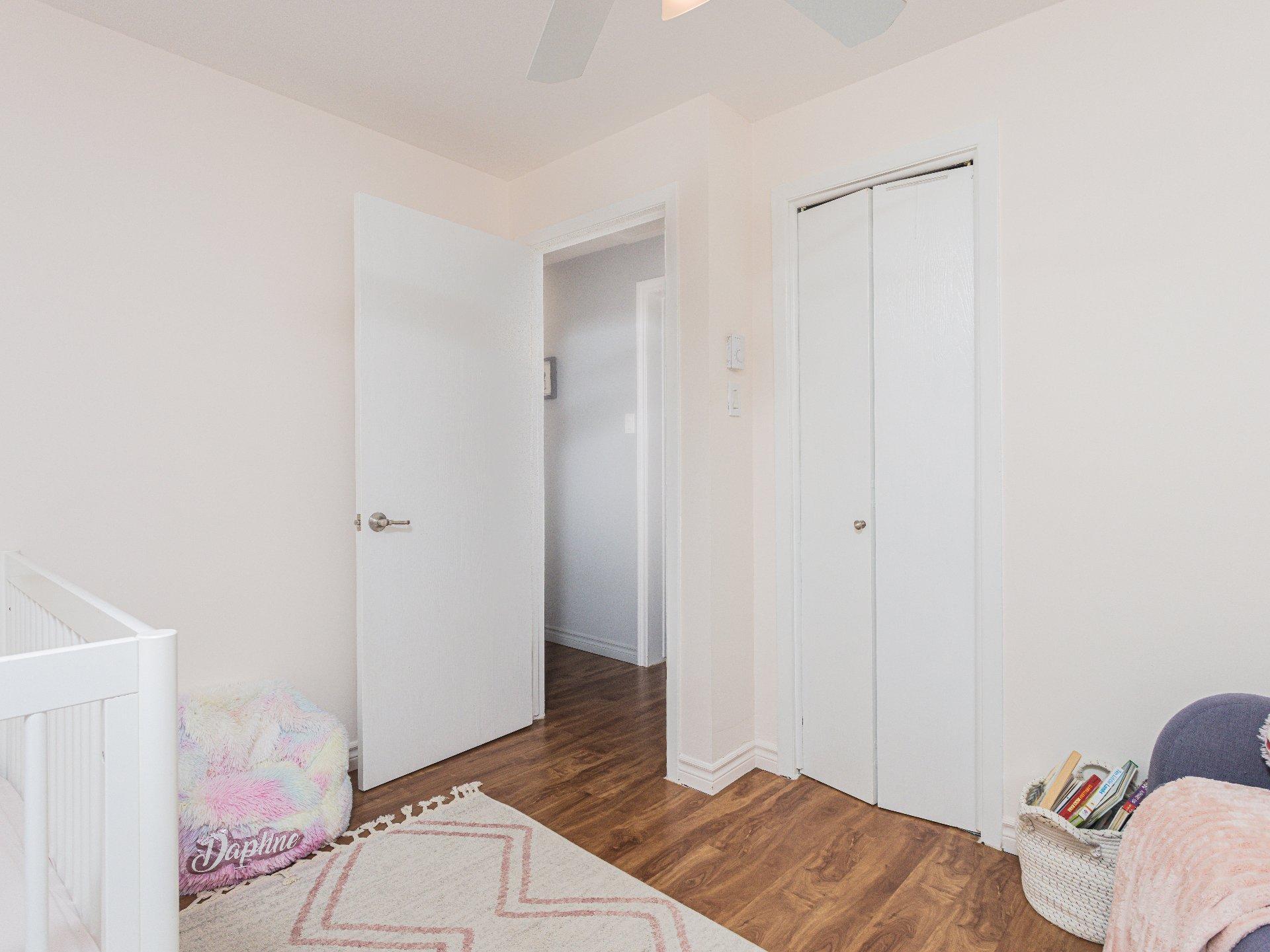 









1733


Mtée Harwood

,
Saint-Lazare,







QC
J7T2N3


