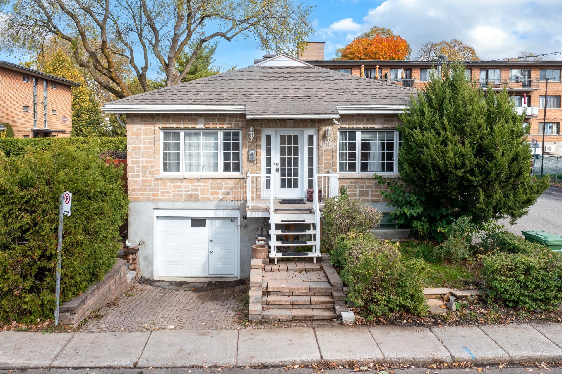 









12055


Av. Éthier

,
Montréal (Montréal-Nord),




QC
H1H3H8

