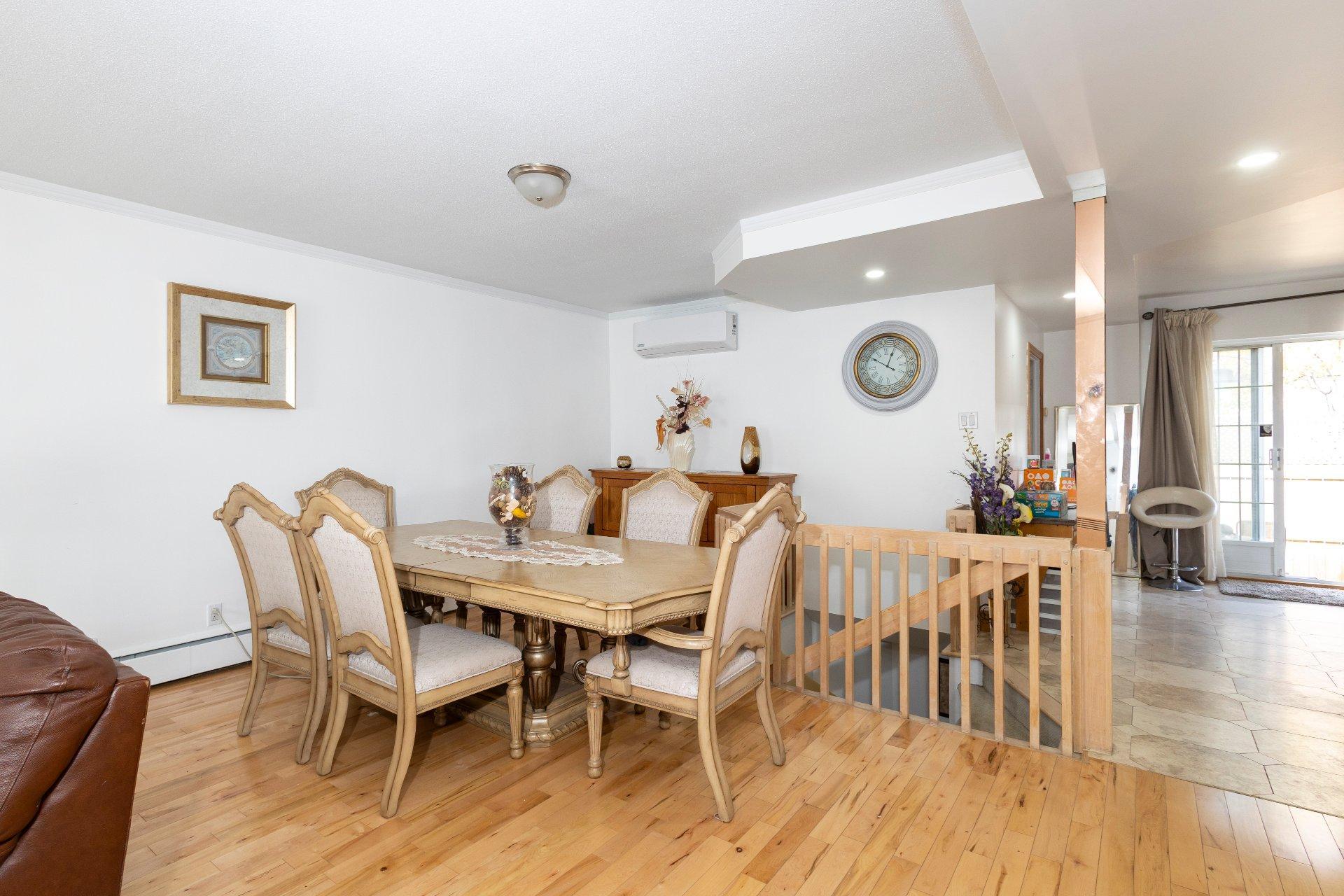 









12055


Av. Éthier

,
Montréal (Montréal-Nord),




QC
H1H3H8

