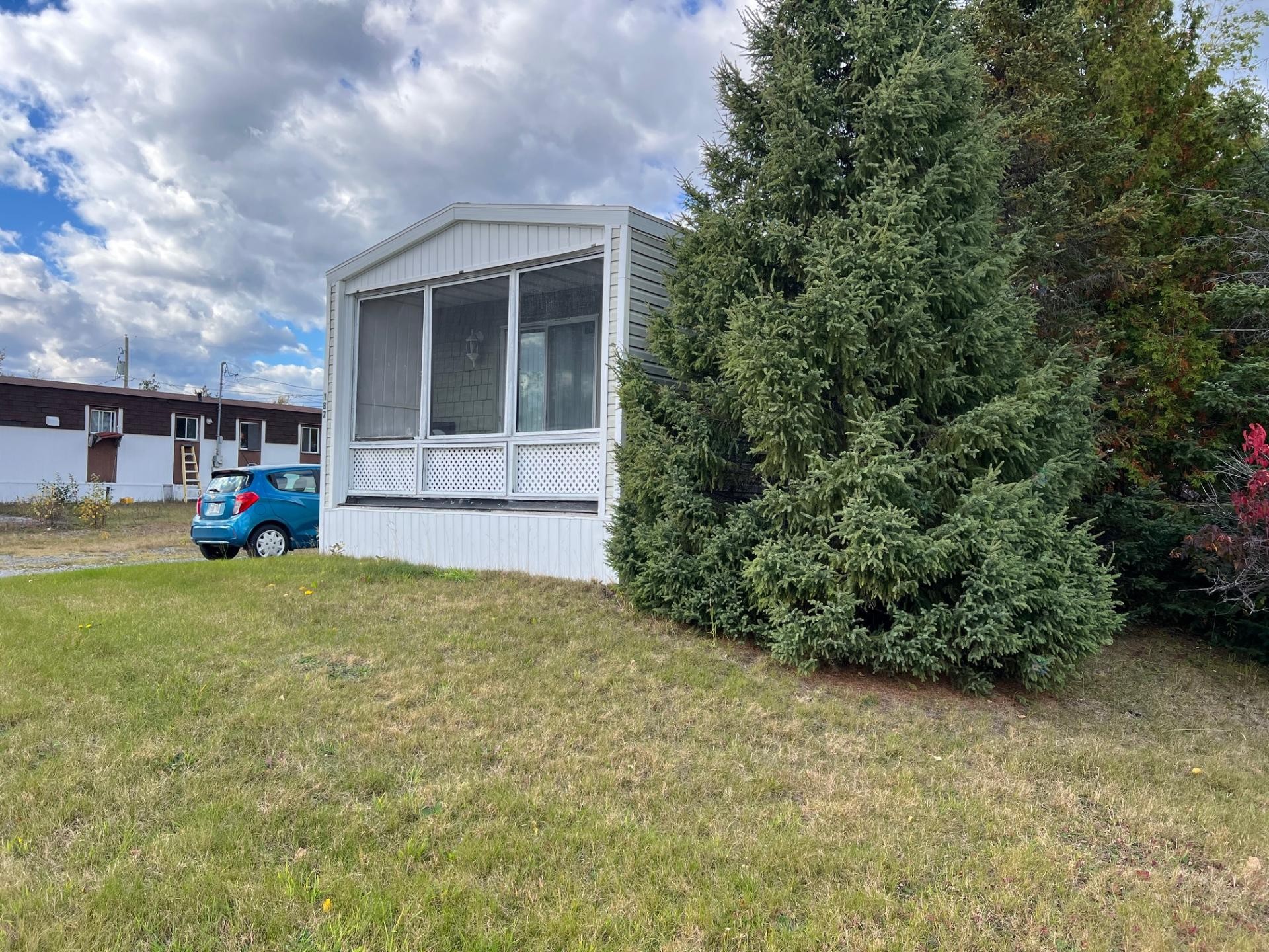 









187


9e Avenue

,
Chapais,




QC
G0W1H0

