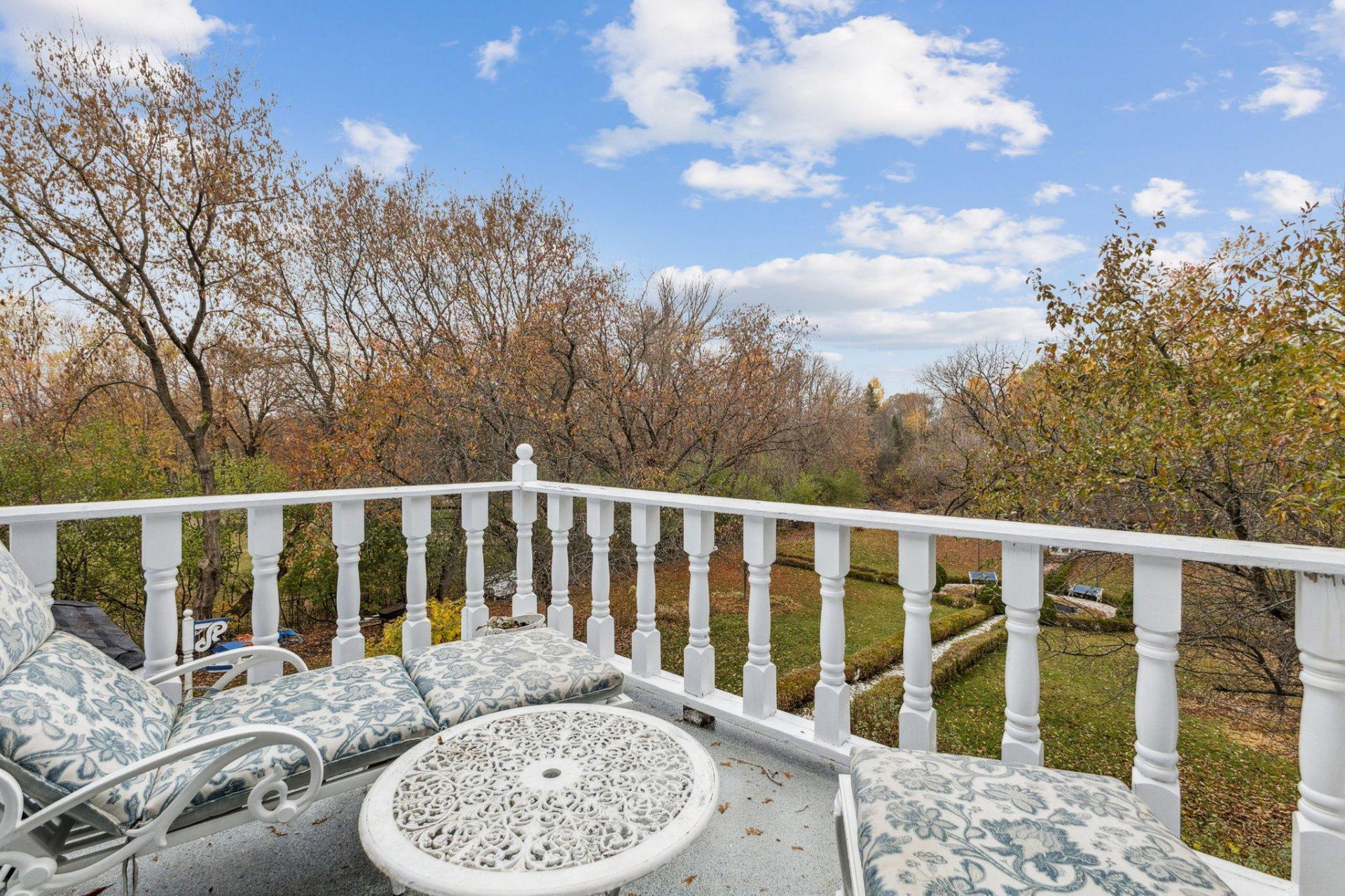 









208


Rue Leclerc

,
Gatineau (Gatineau),




QC
J8P6Y7

