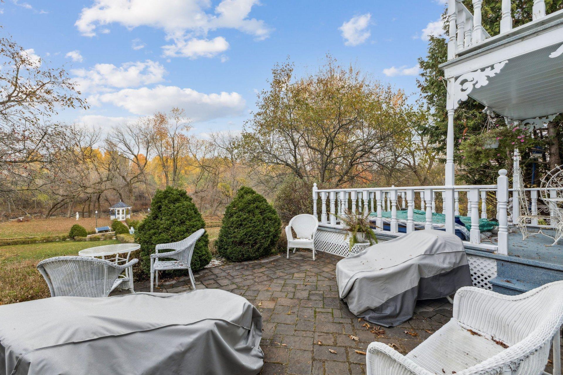 









208


Rue Leclerc

,
Gatineau (Gatineau),




QC
J8P6Y7

